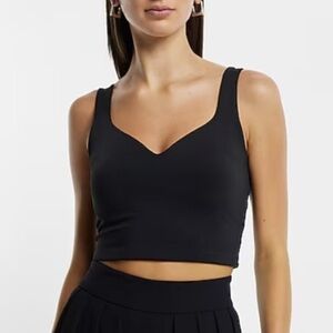 Express NWT Body Contour High Compression‎ Neckline Cropped Tank women’s Small